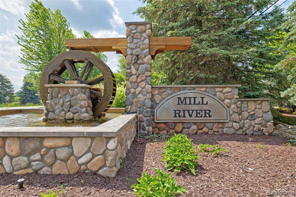 28545 Cottage Lane, New Hudson, MI 48165 — Photo 59