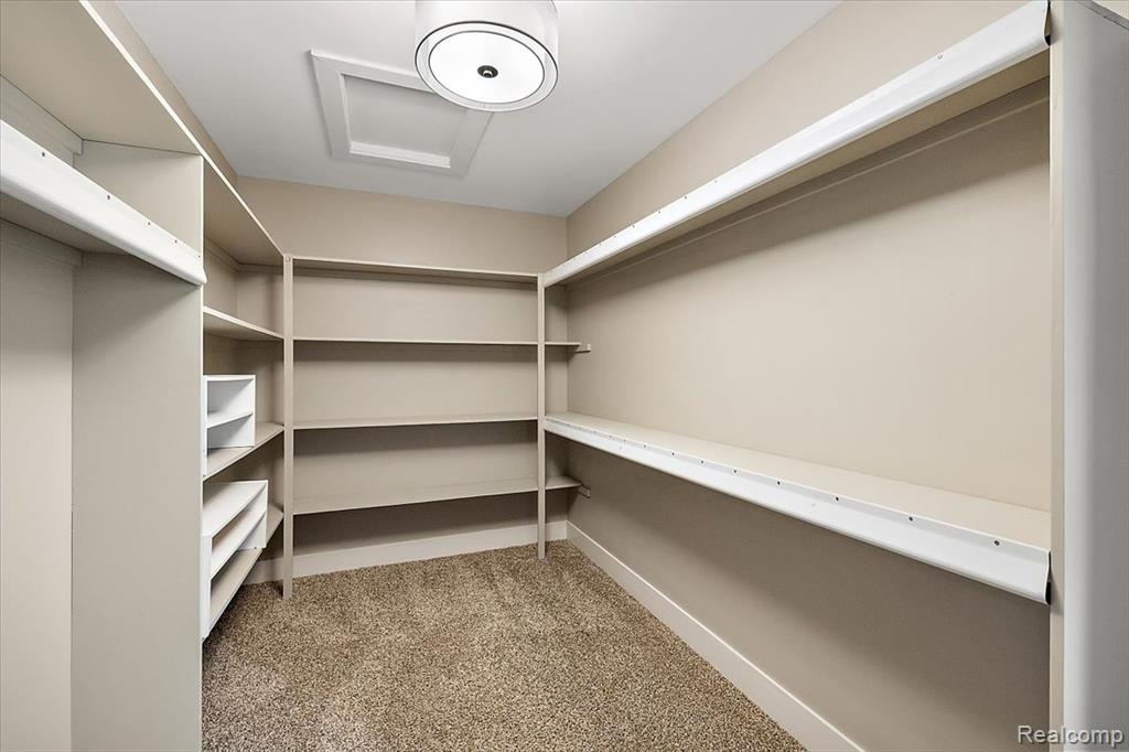 4253 Mandalay Avenue, Royal Oak, MI 48073 — Photo 22