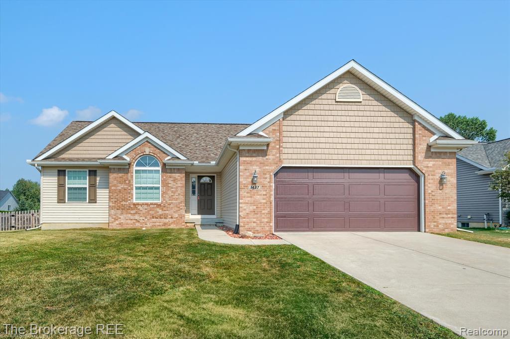 1437 Pondview Drive, Davison, MI 48423