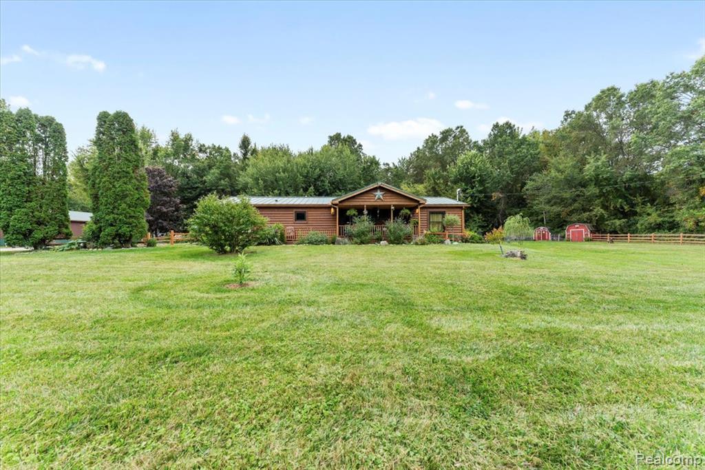 6411 W Newburg Road, Carleton, MI 48117 — front exterior