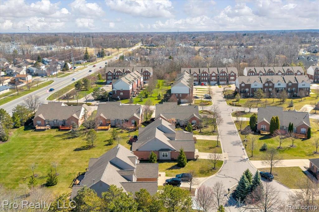 43880 Cherry Grove Court W, Canton, MI 48188 — Photo 33