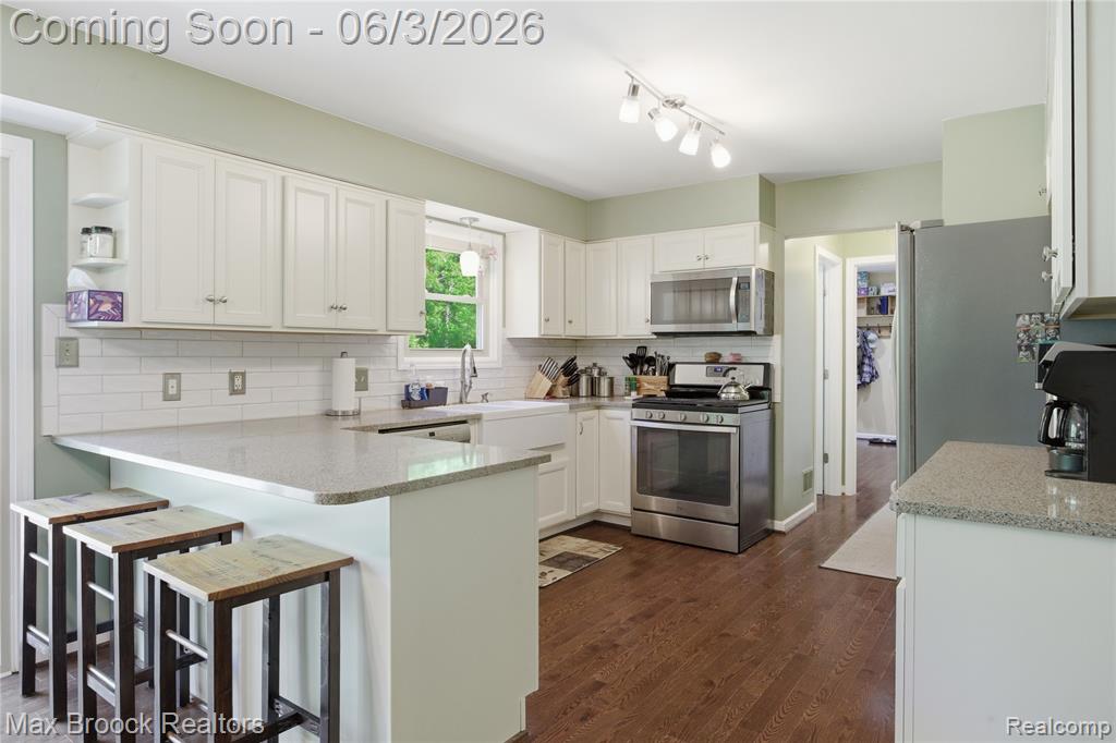 4457 Fettig Trail, White Lake, MI 48383 — Photo 8