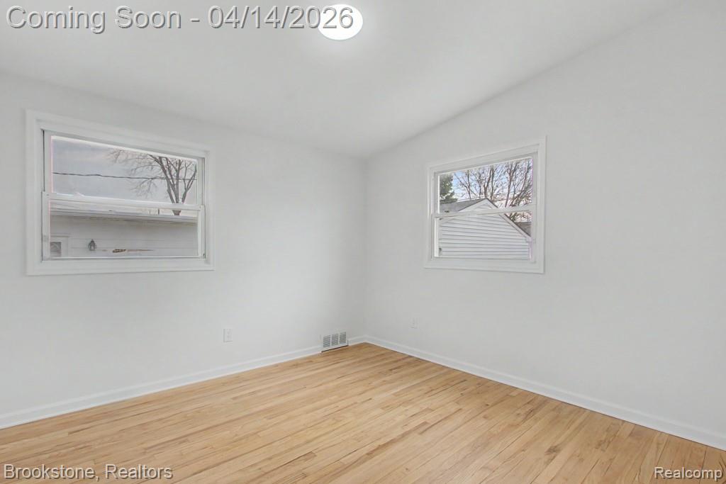 29242 Shirley Avenue, Madison Heights, MI 48071 — Photo 24