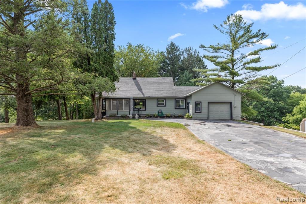 8381 Tindall Road, Springfield, MI 48350 — Photo 2