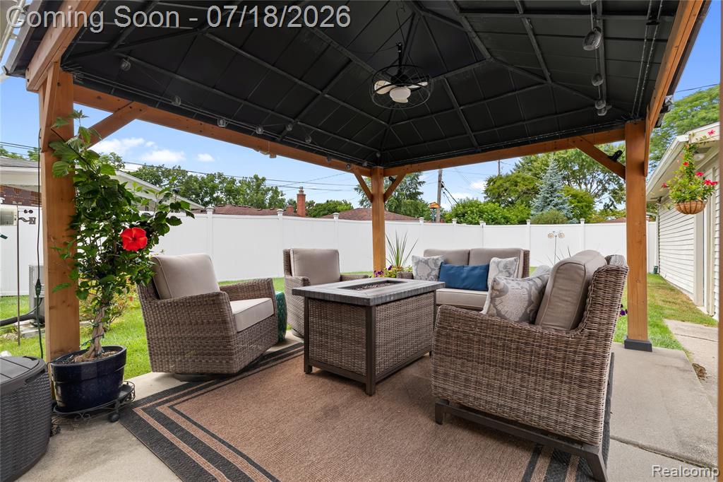 7837 Hugh Street, Westland, MI — Photo 34