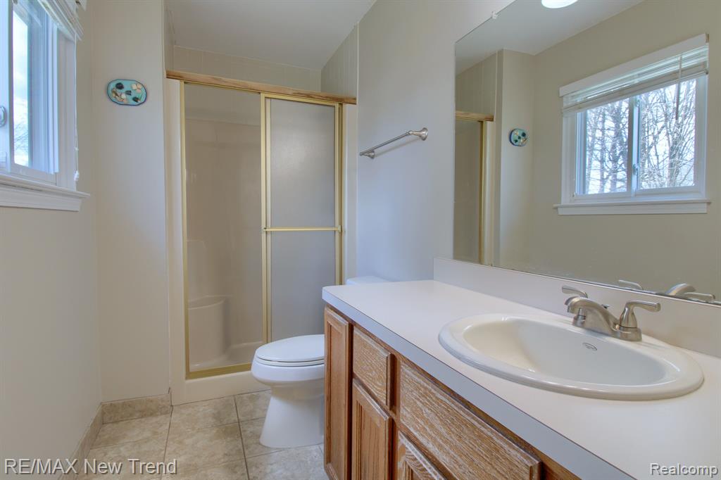 24802 SARAH FLYNN, Novi, MI — Photo 23