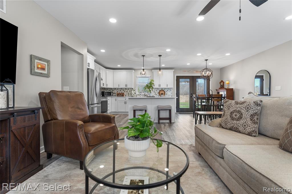 8235 Linden Road, Swartz Creek, MI 48473 — Photo 22