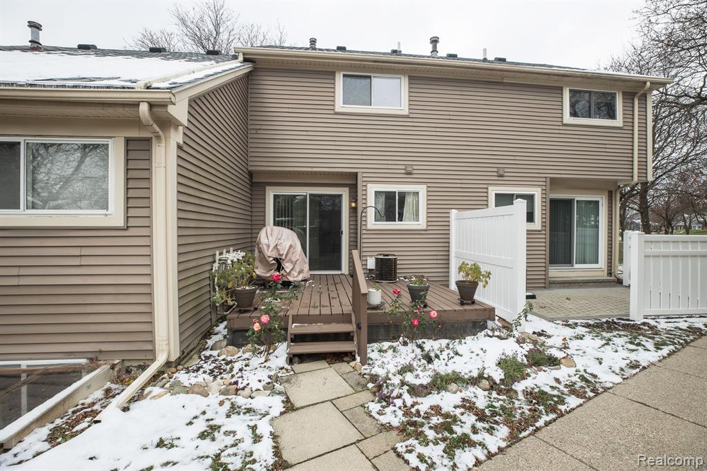 2939 Whittier Court, Ann Arbor, MI 48104 — Photo 5