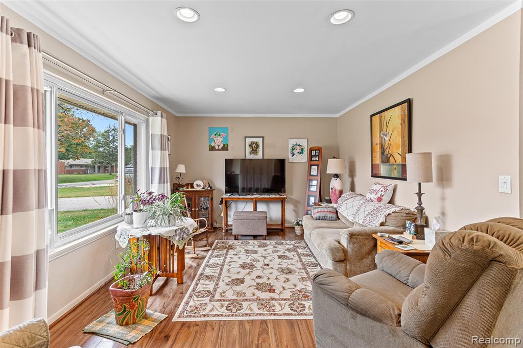 40610 Rock Hill Street, Novi, MI — Photo 6