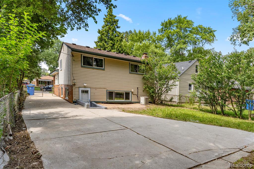 4149 Jackson Street, Dearborn Heights, MI 48125 — Photo 28