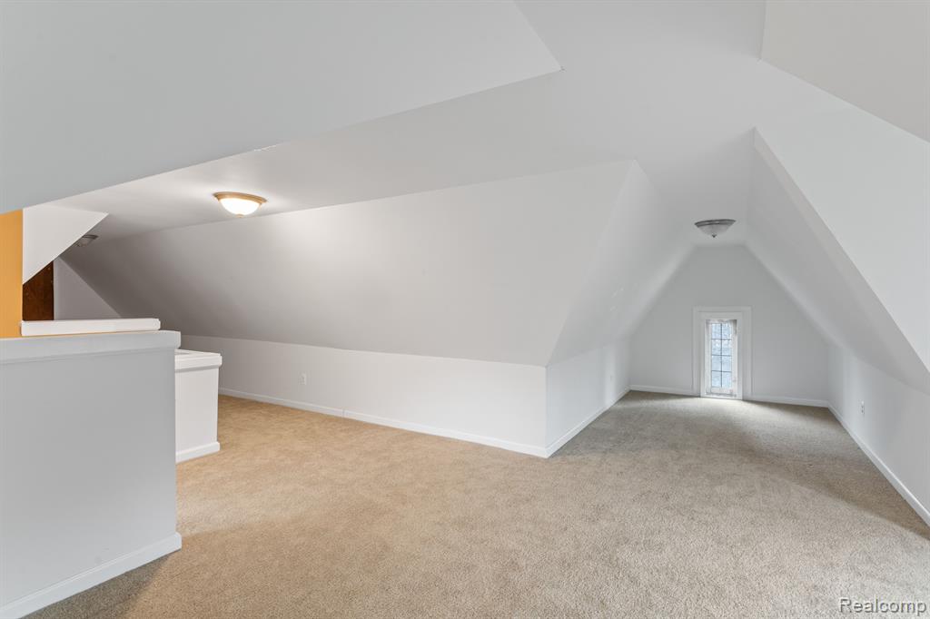 520 FISKE Drive, Detroit, MI 48214 — Photo 28