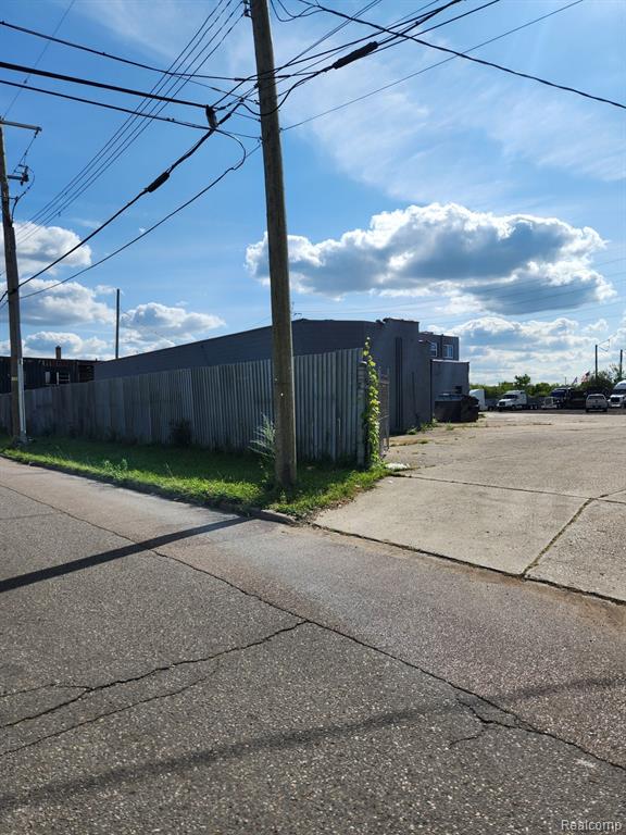 13507 Auburn Street, Detroit, MI 48223 — Photo 5