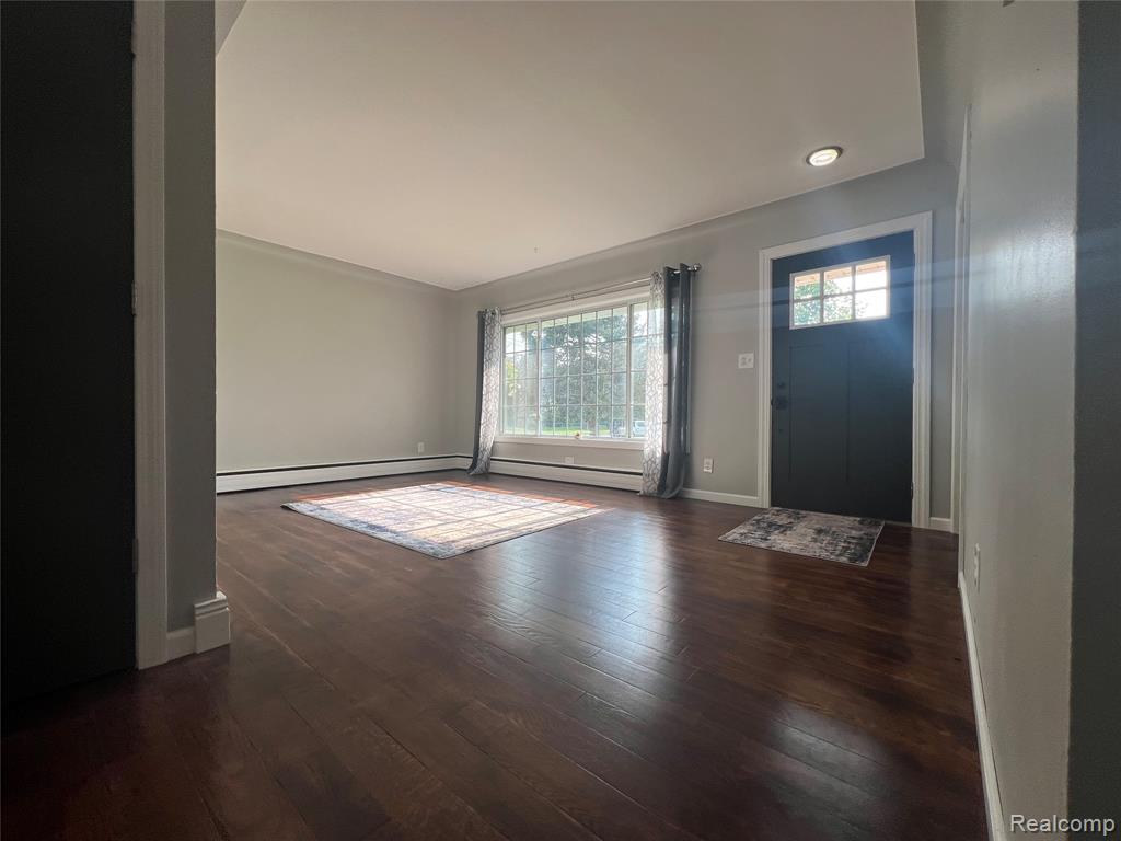 6255 Clarkston Road, Clarkston, MI — Photo 3