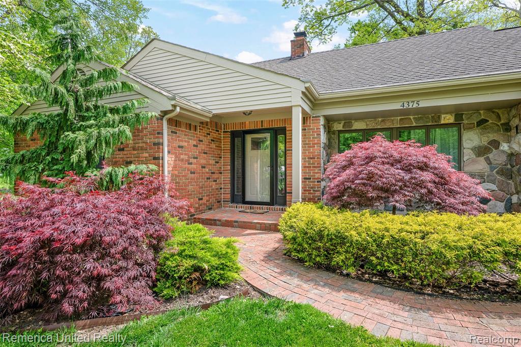 4375 Irene Drive, Howell, MI 48843 — Photo 9
