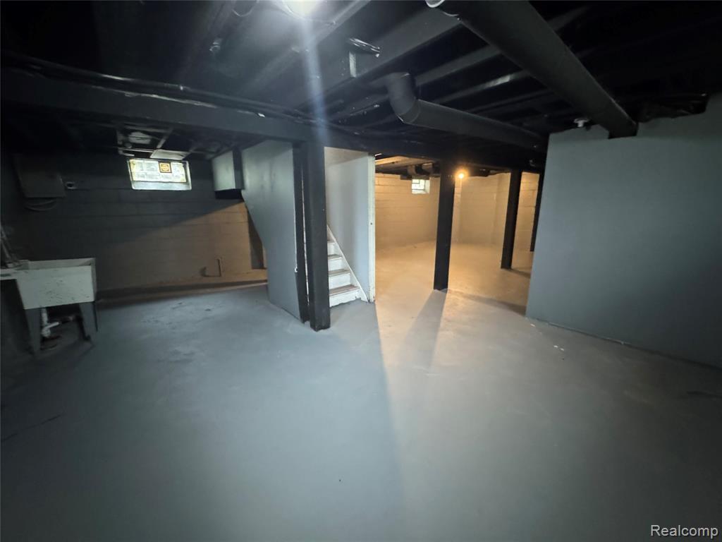 10043 Berkshire Street, Detroit, MI 48224 — Photo 26