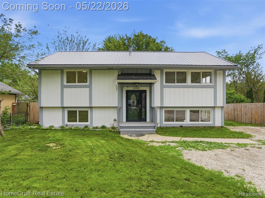 2355 MERRILL Avenue, Ypsilanti, MI 48197 — Photo 2