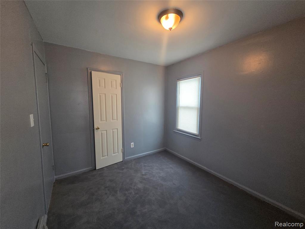 8084 Evergreen Avenue, Detroit, MI 48228 — Photo 7