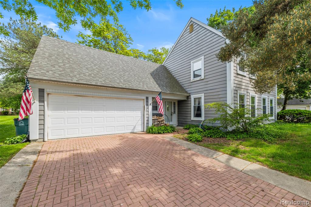 5138 Bayside Drive, Troy, MI 48098 — Photo 2