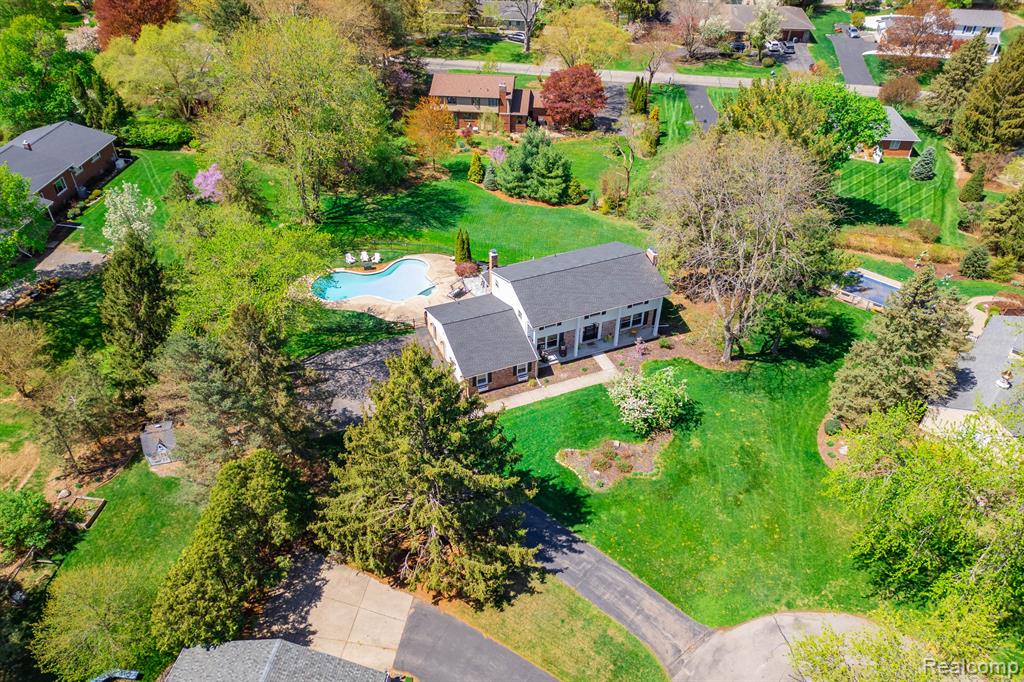 46682 Danbridge Court, Plymouth, MI 48170 — Photo 36