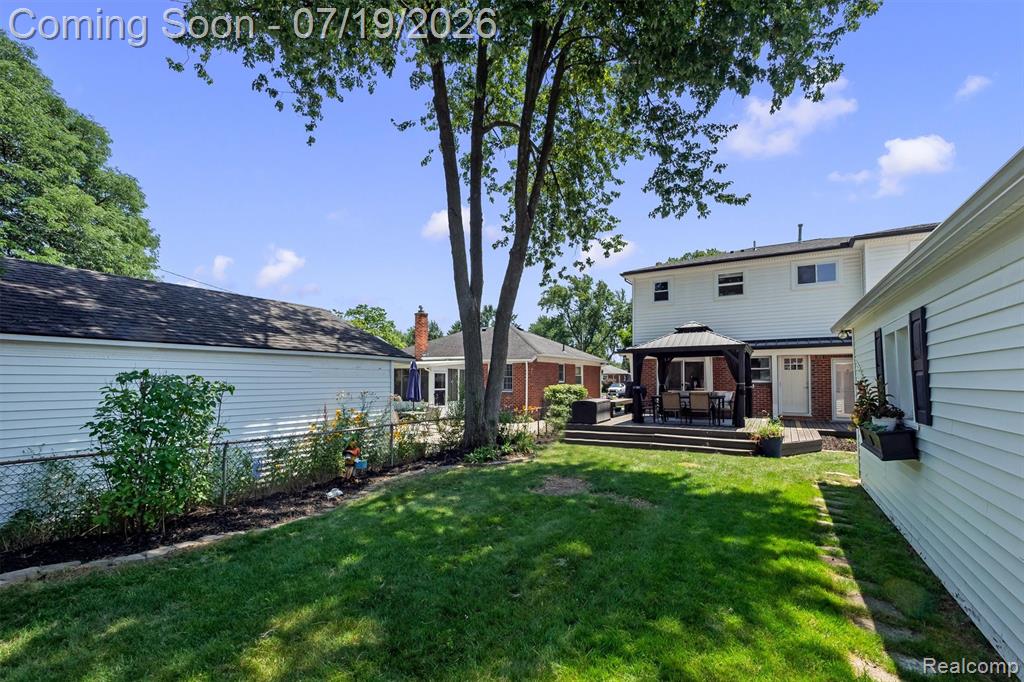 502 W Sunnybrook Drive, Royal Oak, MI 48073 — Photo 38