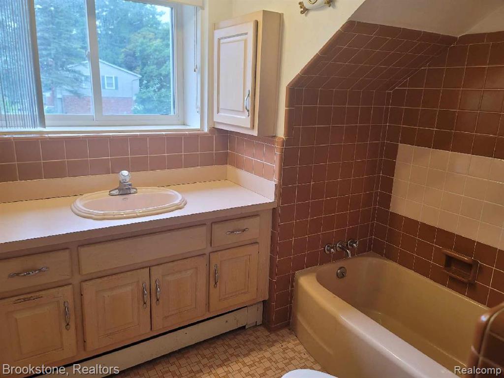 4440 Marquis Lane Lane, Bloomfield Hills, MI 48301 — Photo 64
