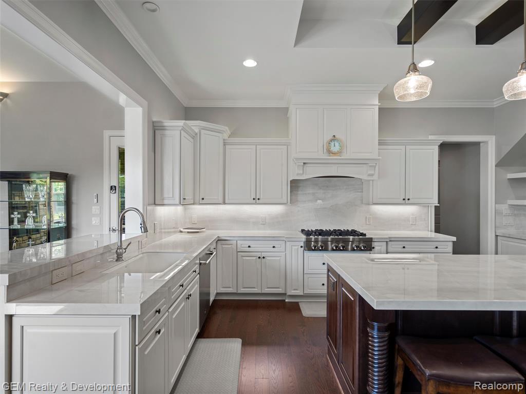 47545 Casa Loma Court, Northville, MI 48167 — Photo 10