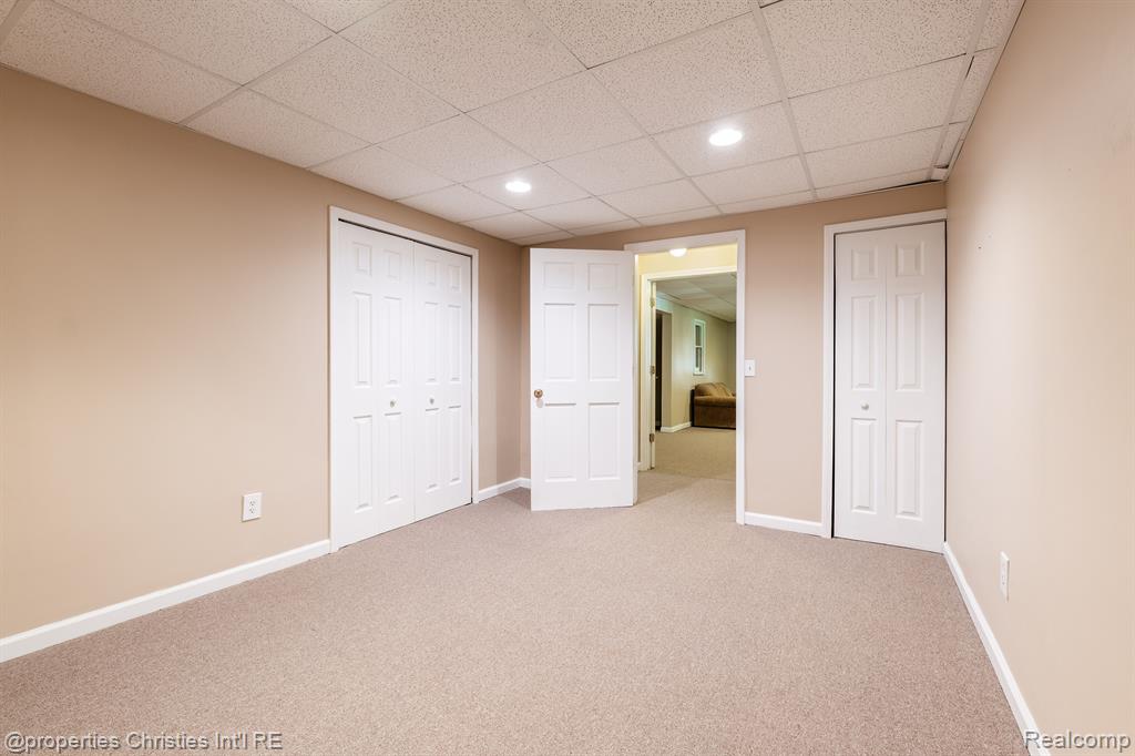 42833 HUNT CLUB Boulevard, Sterling Heights, MI 48314 — Photo 56