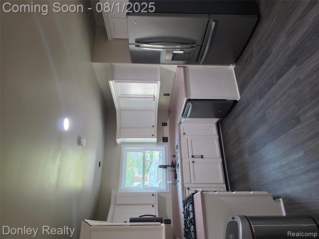 42 Hartley Street, Lapeer, MI 48446 — Photo 4