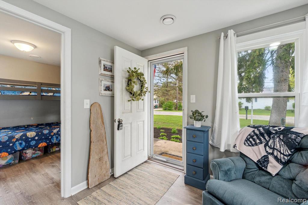 164 BALL Street, Ortonville, MI 48462 — Photo 4