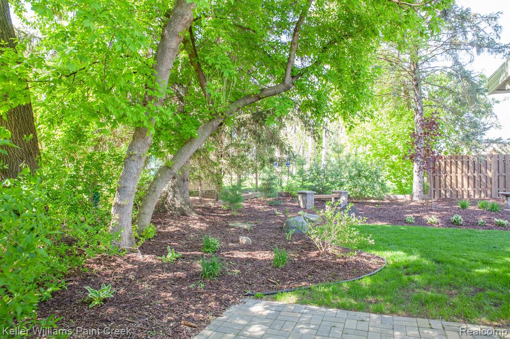 4621 REGENCY Drive, Shelby Twp, MI 48316 — Photo 65