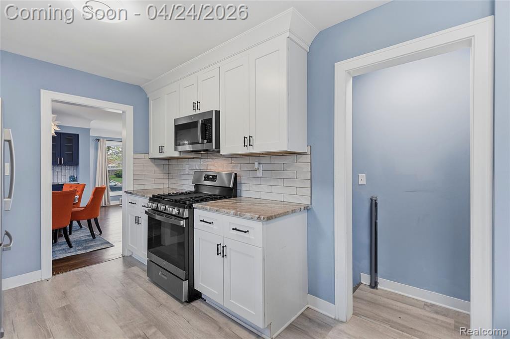 13431 Burton Street, Oak Park, MI 48237 — Photo 9