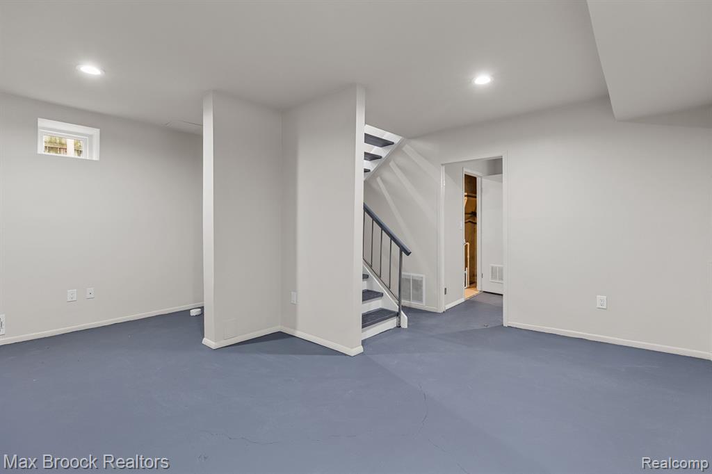 602 E LINCOLN Street, Birmingham, MI 48009 — Photo 14