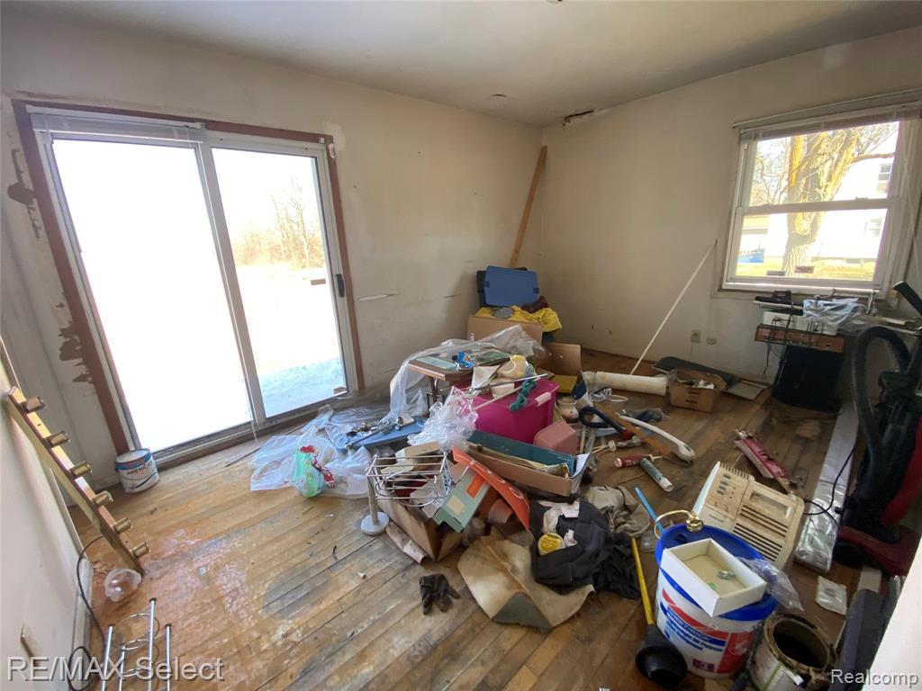 8126 Corunna Road, Flint, MI 48532 — Photo 13