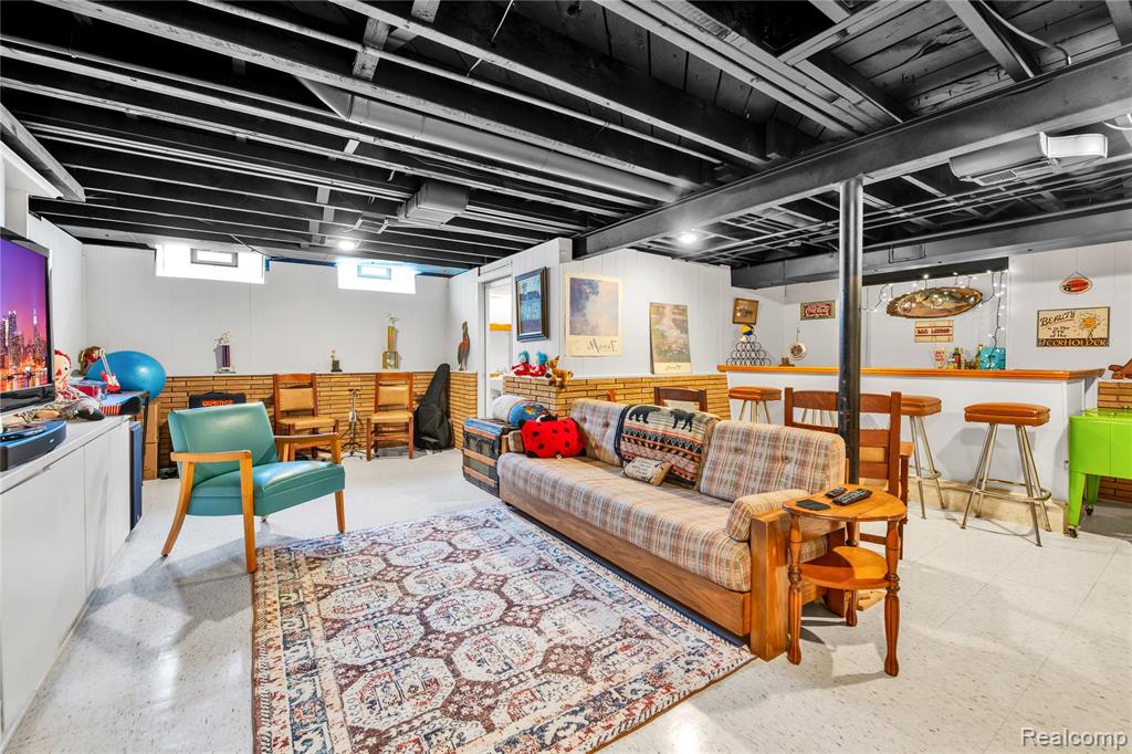 4006 Highfield Road, Royal Oak, MI 48073 — Photo 12