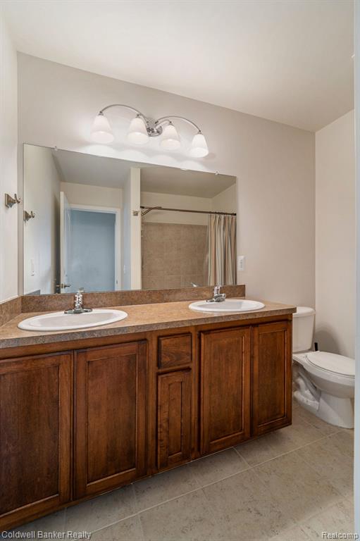 53643 VALLEYWOOD Drive, South Lyon, MI 48178 — Photo 21