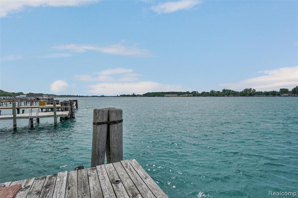 4901 Pointe Tremble Road, Algonac, MI 48001 — Photo 36