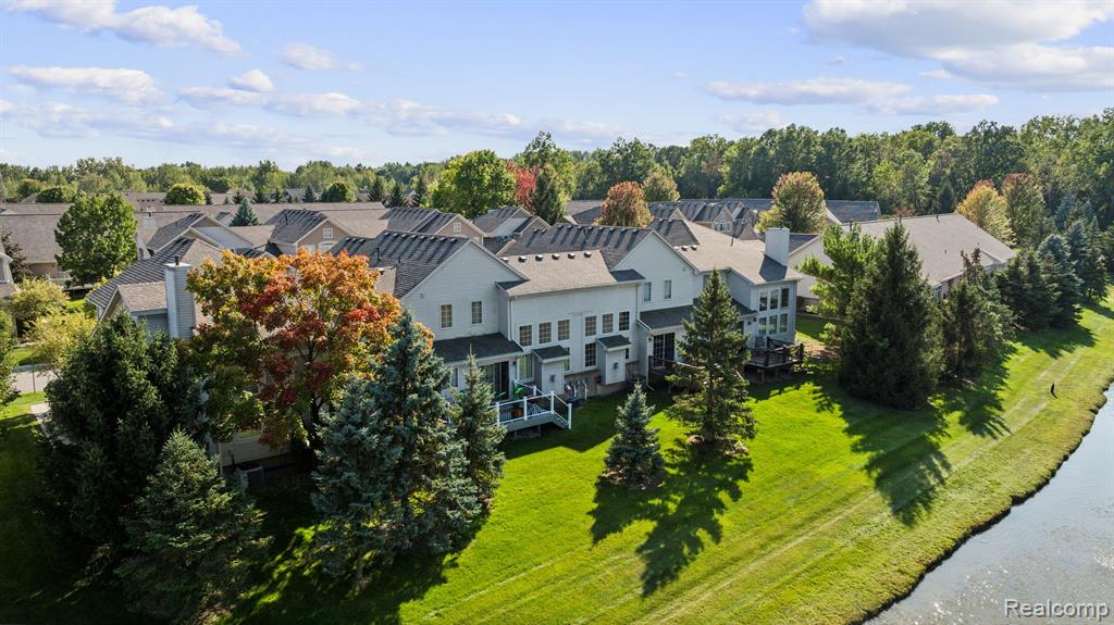 23804 McCORT Drive, Unit 6, Flat Rock, MI 48134 — Photo 33