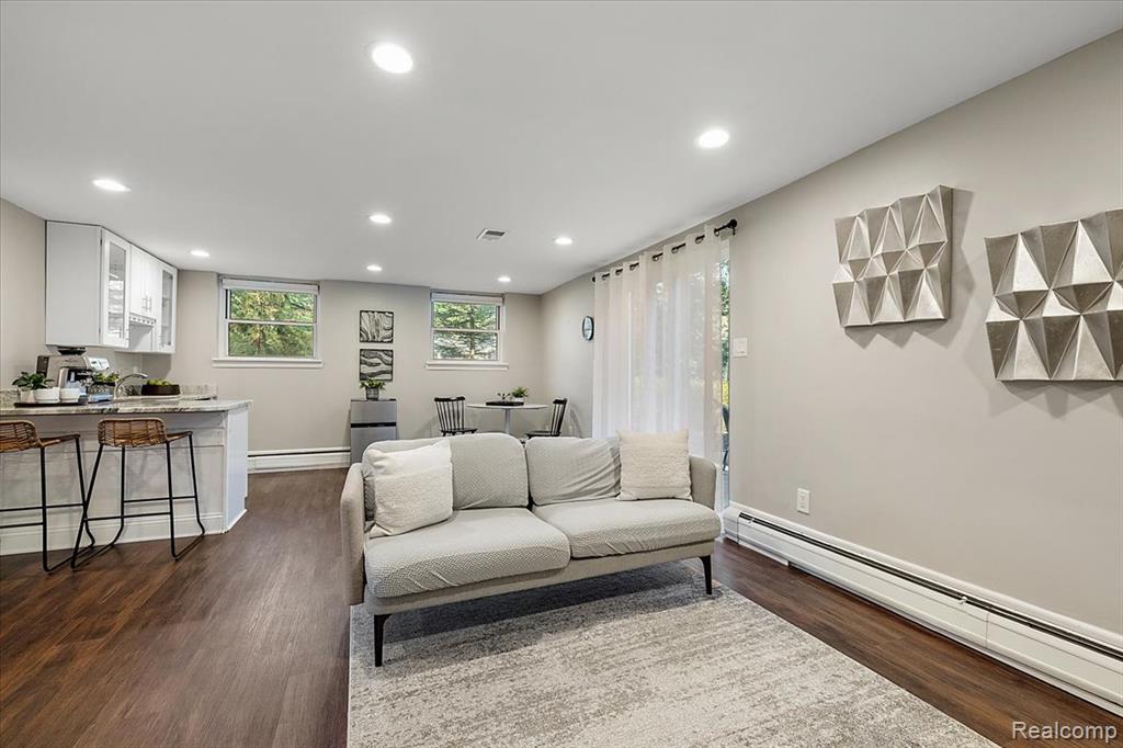 4521 Coachmaker Drive, Bloomfield Hills, MI 48302 — Photo 19