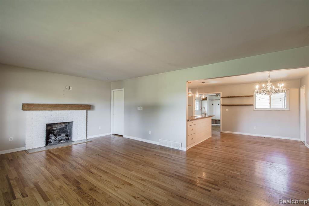 7709 Shelley Drive, Clarkston, MI 48348 — Photo 20