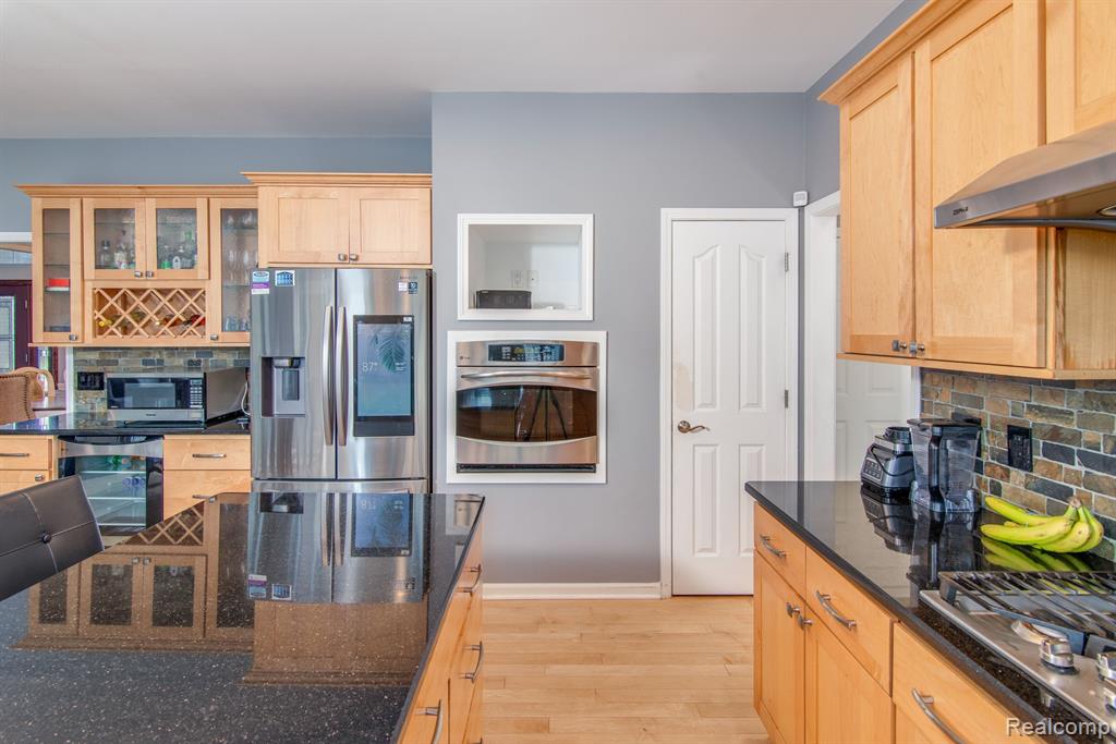 352 ELMINGTON, Canton, MI 48188 — Photo 18