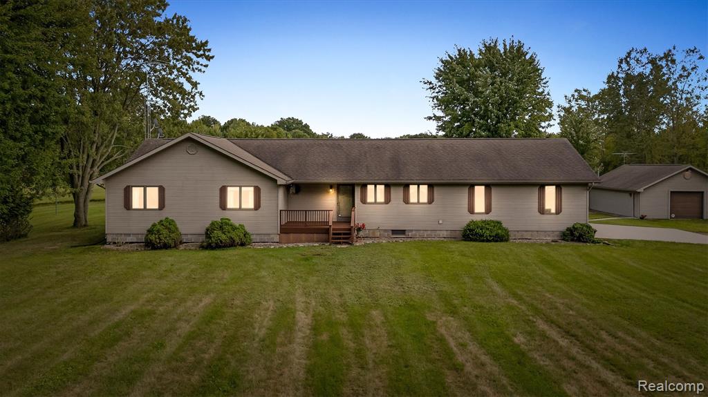 11157 Rose Road, Emmett, MI 48022 — Photo 44