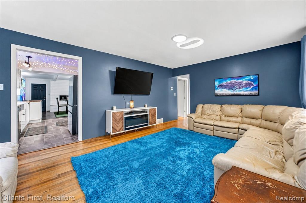 7520 Sloan Street, Taylor, MI 48180 — Photo 8