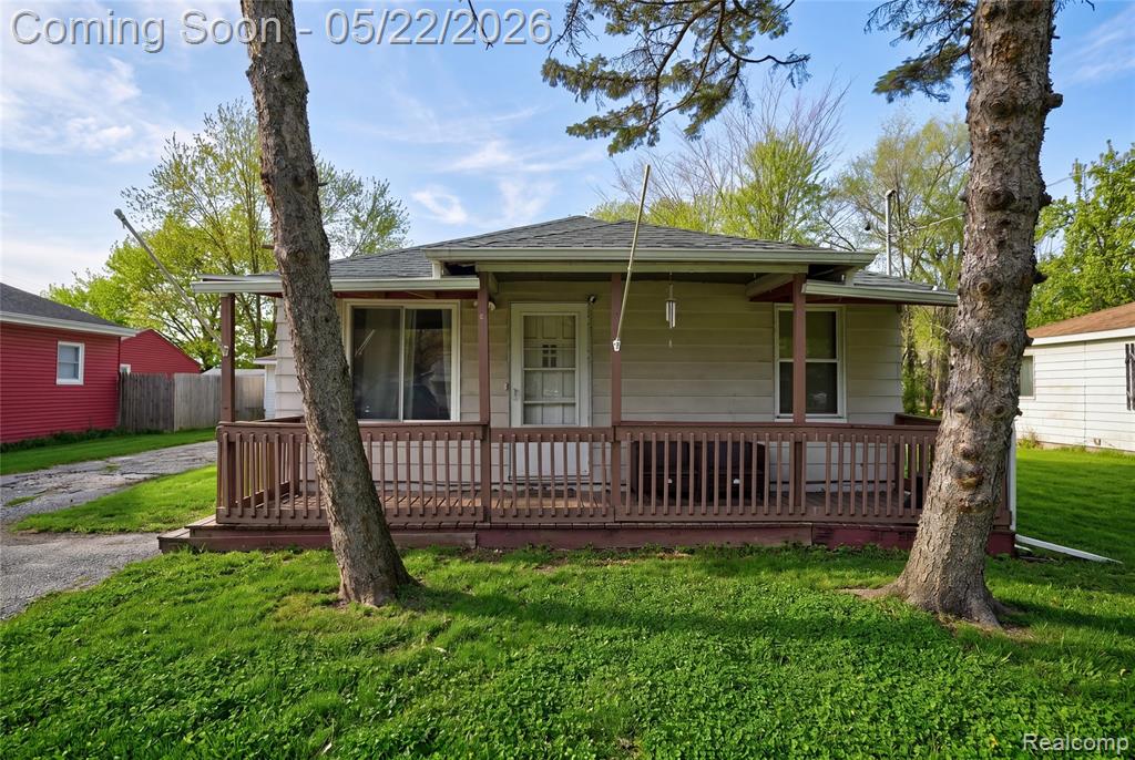 3385 N Genesee Road, Flint, MI 48506