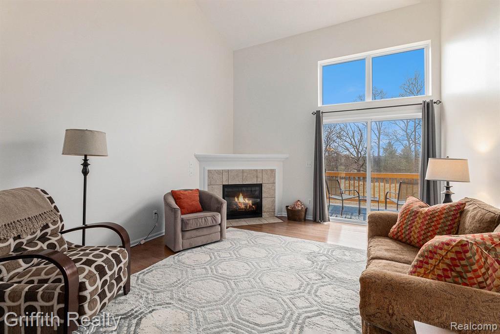 98 SEDUM, Howell, MI 48843 — Photo 4