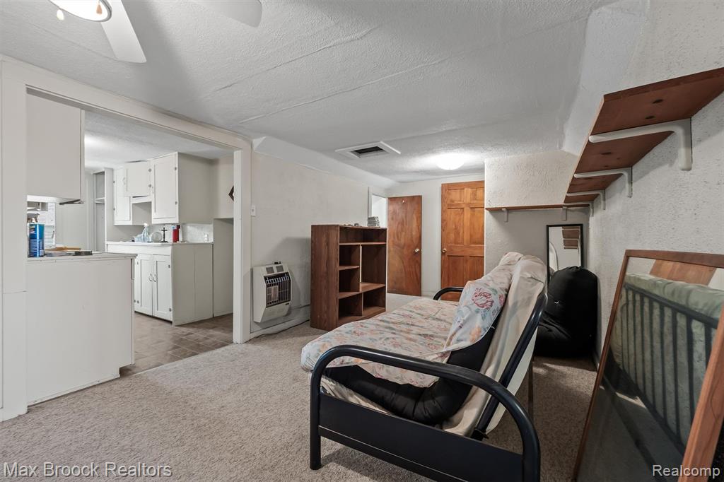 67 W Columbia Avenue, Pontiac, MI 48340 — Photo 18