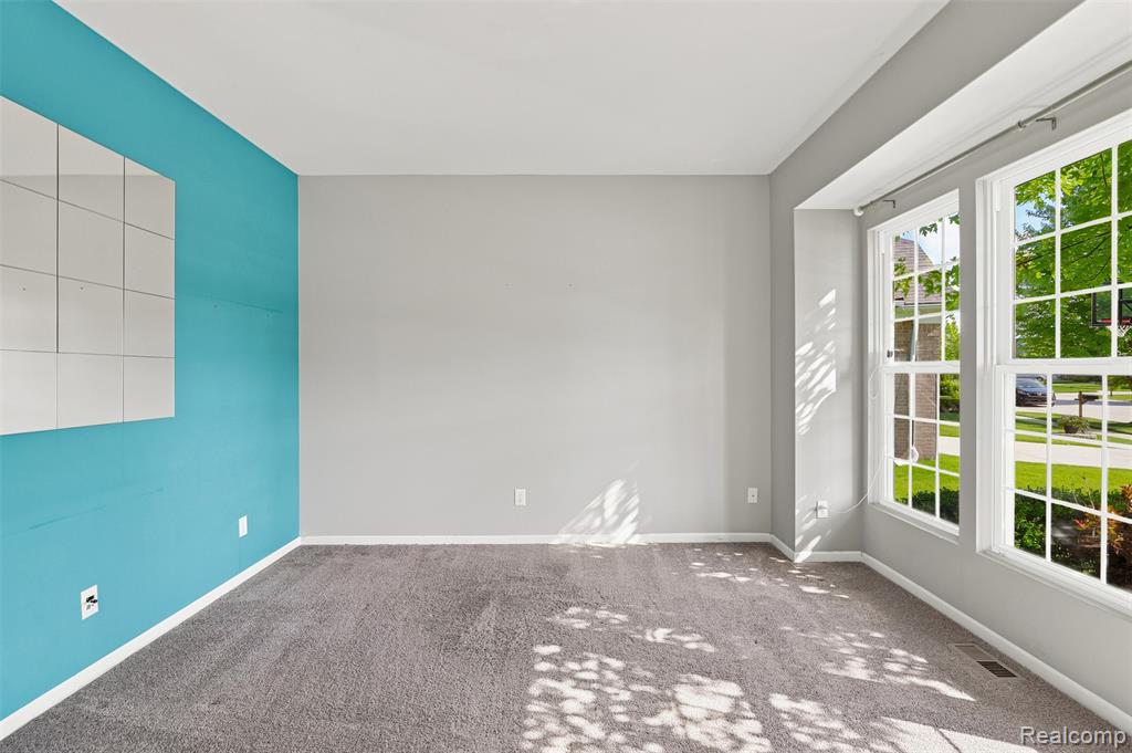 49894 Bloomsbury Lane, Macomb, MI 48044 — Photo 25