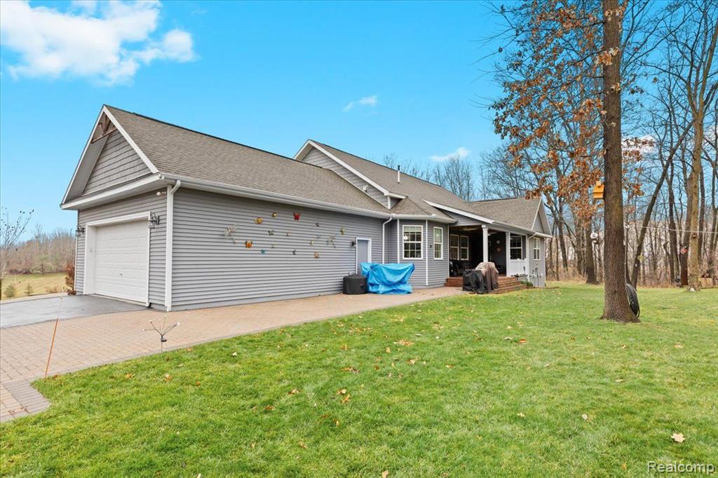 4377 BOOTJACK Trail, Howell, MI 48843 — Photo 36