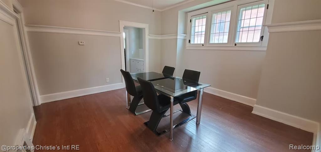 1071 VAN DYKE Street - Photo 4