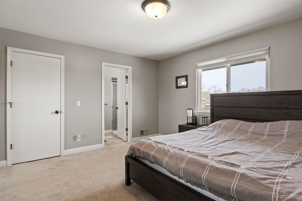 11863 SYCAMORE Drive, Plymouth, MI 48170 — Photo 23