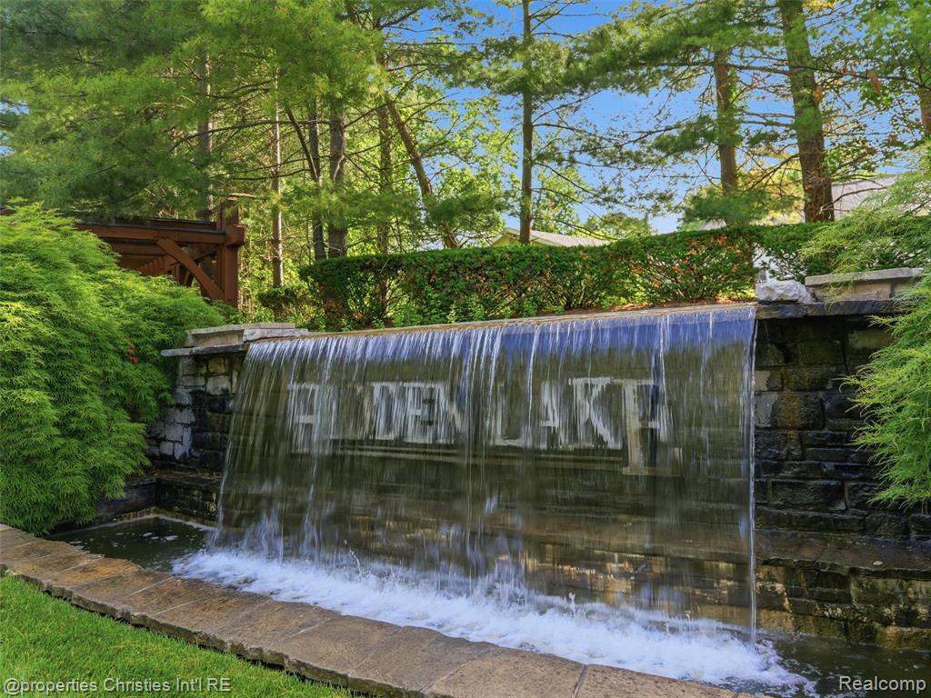 10822 Sparkling Waters Court, South Lyon, MI 48178 — Photo 82